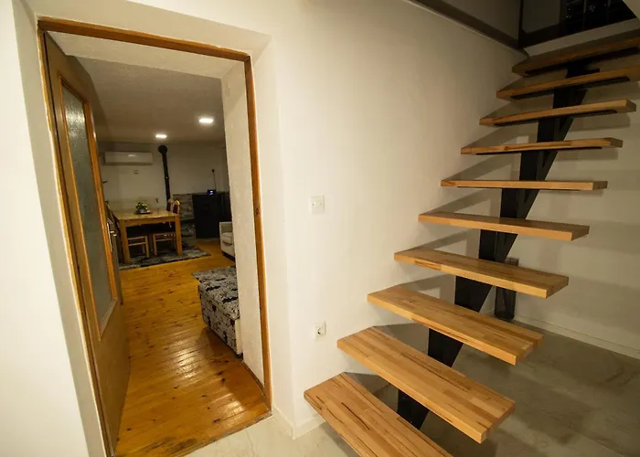 Lejla Hébergement de vacances