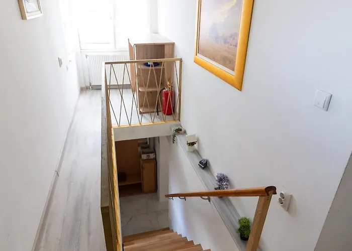 Lejla Hébergement de vacances